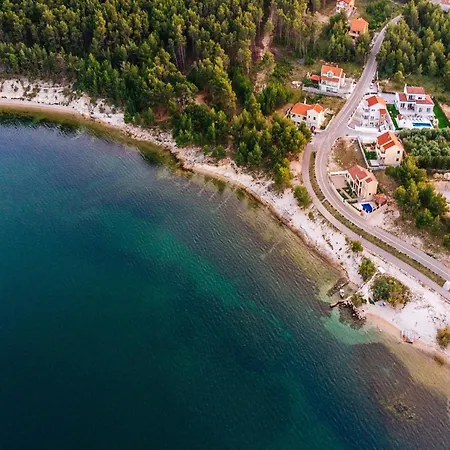 In With Pool Near The Sea Villa Pridraga
