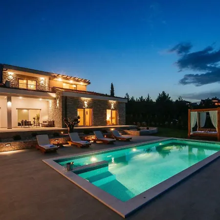 Villa Splendid With Private Pool Amazing Sea View Garden With Outside Kitchen *